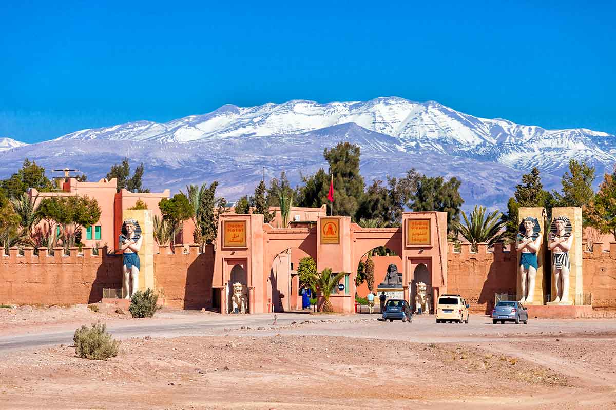 Estudio de cine y hotel en Ouarzazate