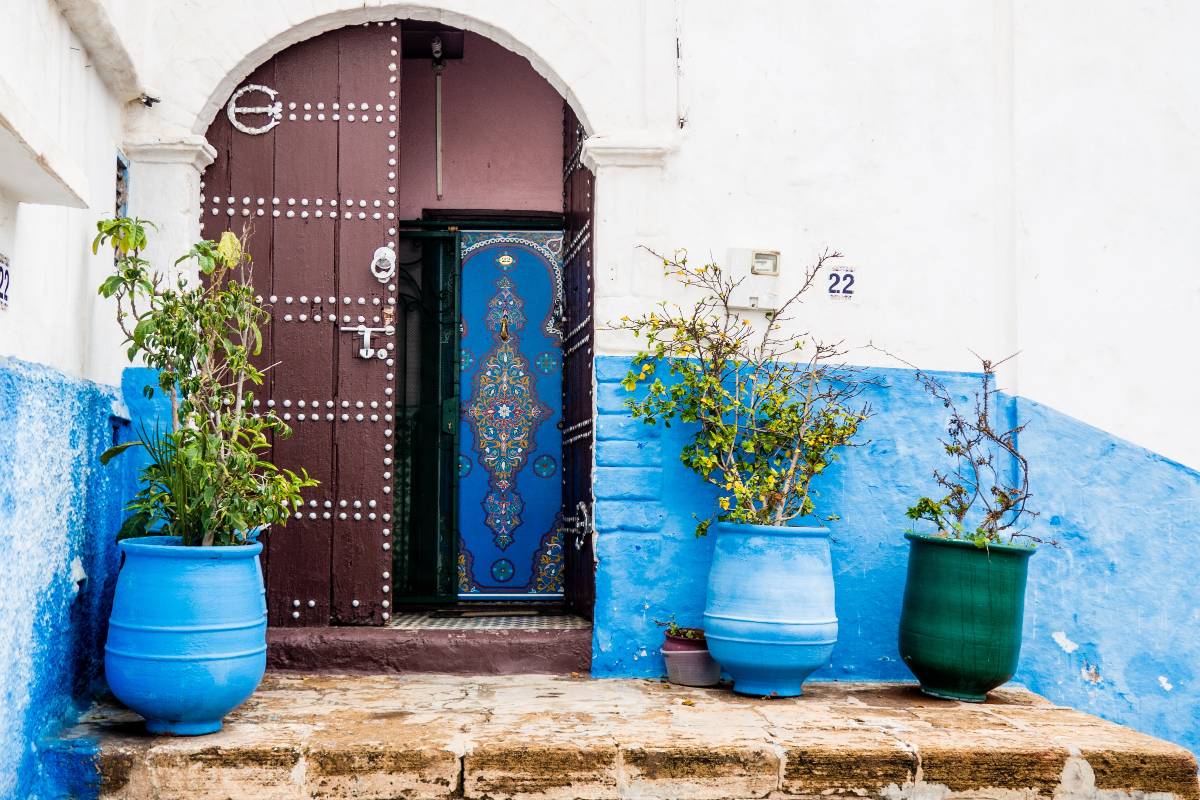La Kasbah de los Oudayas, una joya en Rabat 4 Medina con calles y casas azules y blancas