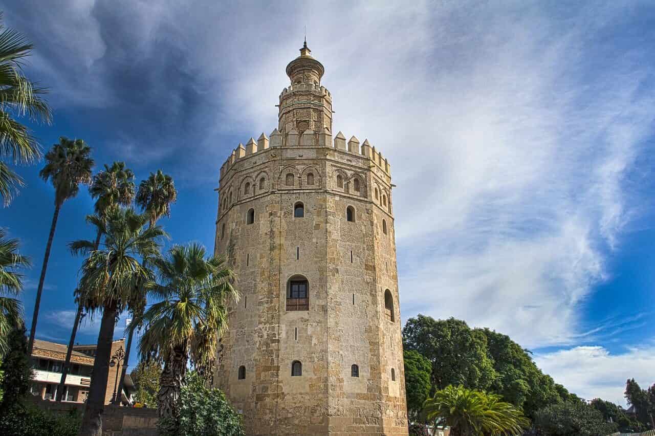 La torre del oro en Sevilla