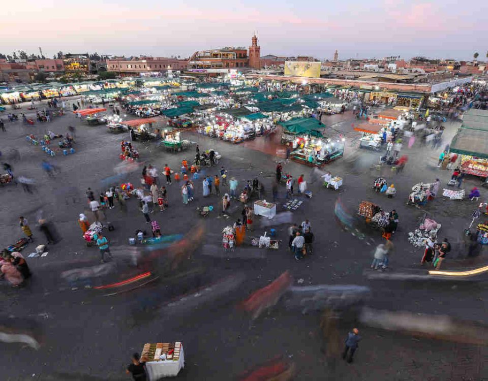 Plaza de Jemaa el Fna, antes de terremoto de Marruecos 2023